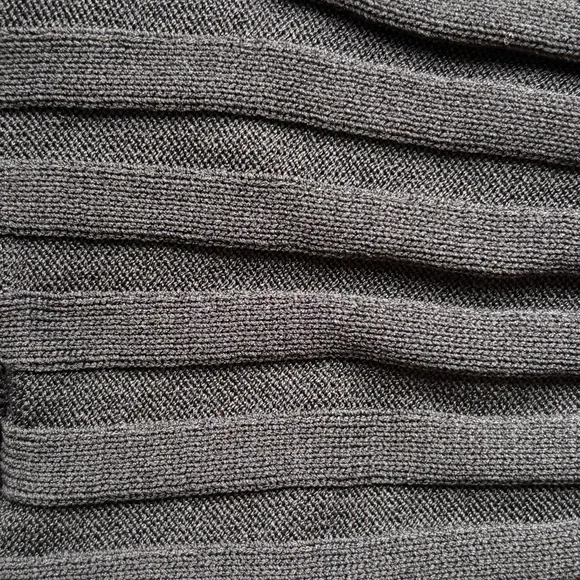 Glassons Black Bandage Crop Top - Picture 5 of 7